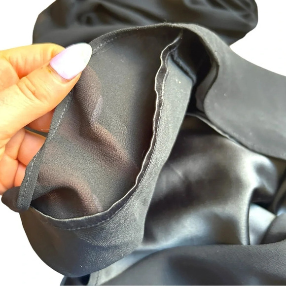 Vince Camuto Black VNeck Cutout Choker Collar chiffon cold shoulder dress Size 4 - Picture 12 of 14